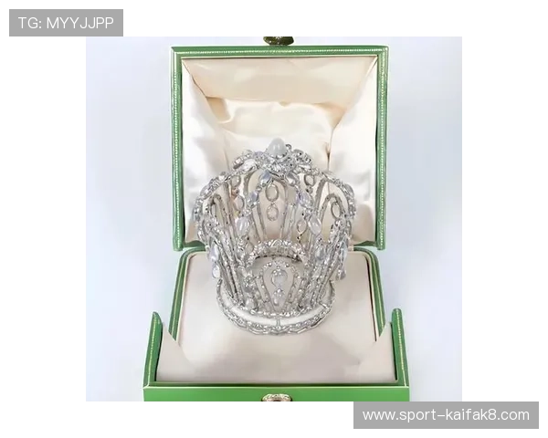 皇冠王冠在影视作品中的经典造型与视觉冲击力分析 皇冠王冠在影视作品中的经典造型与视觉冲击力分析